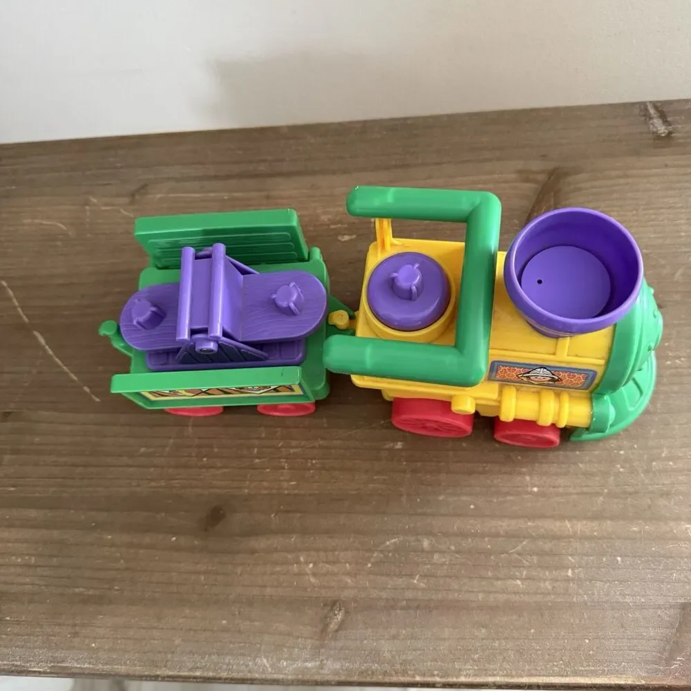 Fisher Price Little People Zoo Train Play Set 2001